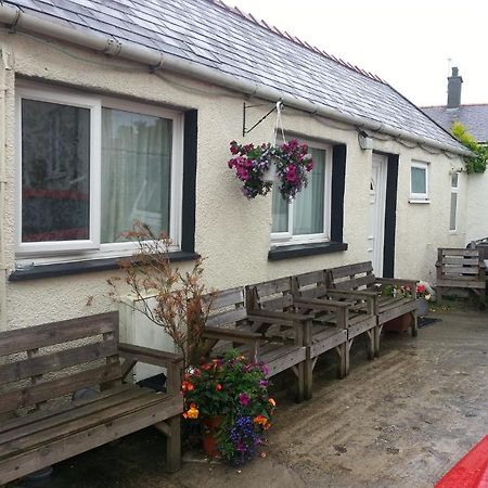 Holyhead Lodge Room photo
